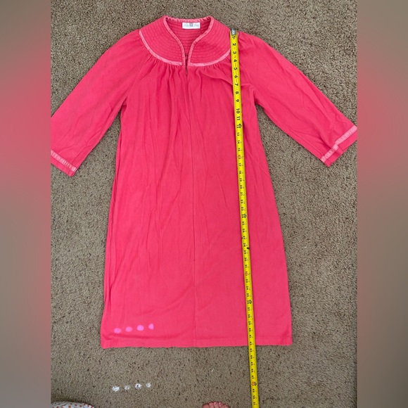 VINTAGE Ashley Ames Pink Robe size Medium - Picture 13 of 16